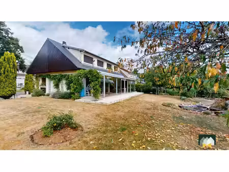maison familiale située dans un environnement privilégié - lu