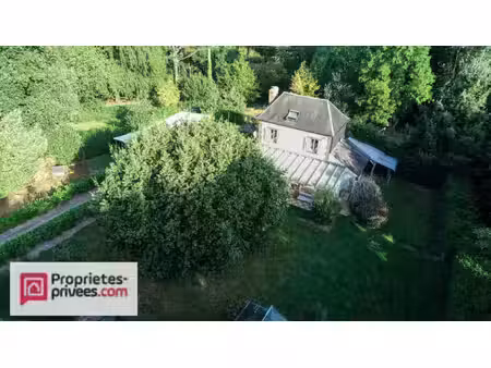 entre honfleur et pont-l'évêque une maison de charme au coeur d'un écrin de nature sur 1 1