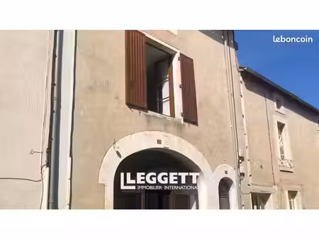maison 2 pièces 133 m²