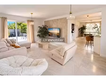 maison 5 pièces 122 m²