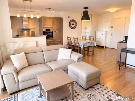appartement f3 62m2 parc du patis / champs de foire