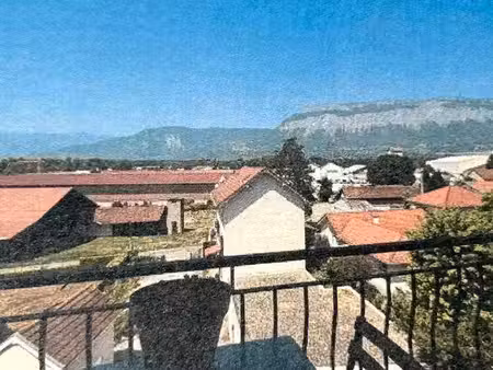 domene t3-72m2 avec balcon vue dégagée -210000