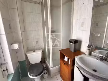 immeuble 12 pièces 173 m²