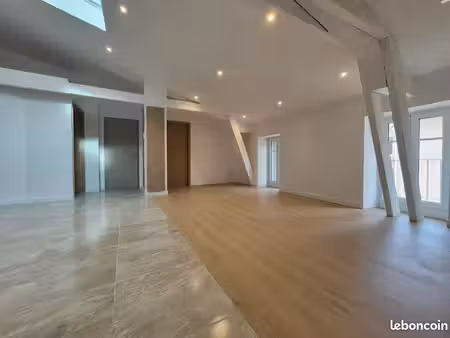 appartement 4 pièces 77 m²