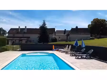 maison + gites + 6 hectares