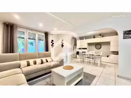 maison 5 pièces 114 m²