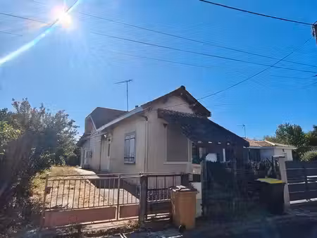 maison traditionnelle de 60m² 2 chambres sur 300 m² de terrain