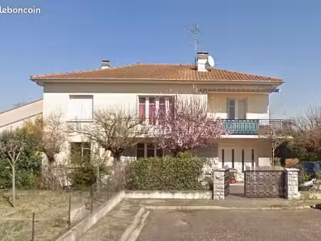maison 7 pièces 186 m²