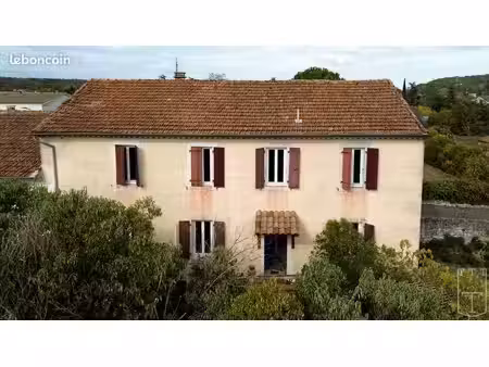 maison 10 pièces 206 m²