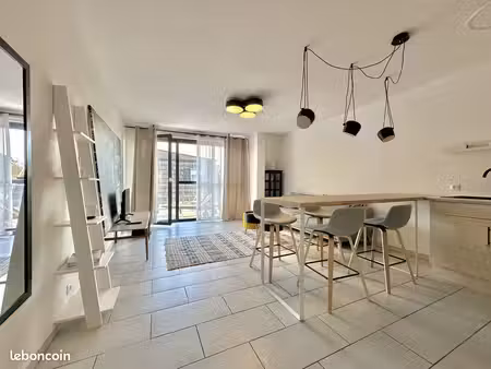 appartement 2 pièces 50 m²