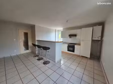 appartement f2 47 m2 bromont-lamothe
