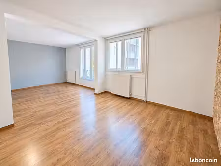appartement 3 pièces 76 m²