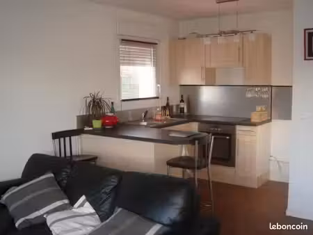 location appartement de type t3 - 2 chambres