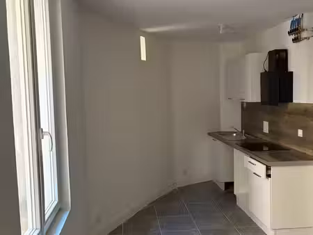 appartement t2 40 m² entièrement rénové