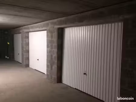 box de garage fermé