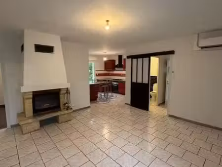 maison 3 chambres - garage -piscine