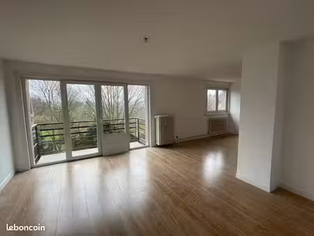 appartement 3 pièces  76 m²  cave  garage  parking 1090 /mois cc
