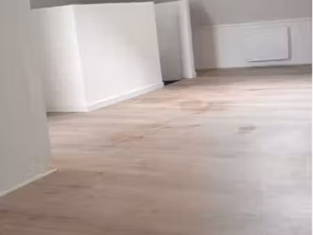 studio à louer place gambetta denain refait à neuf