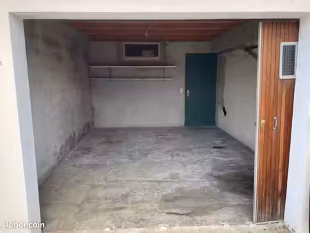 garage pour stockage