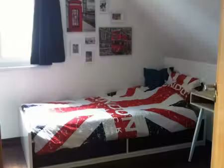 chambre dans maison de village