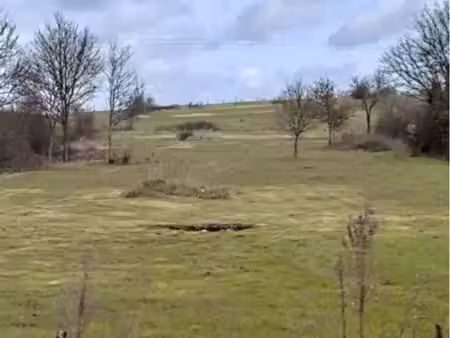 terrain à louer avec eau et électricité