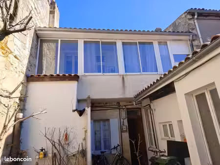 beau t3 meublé 60m²