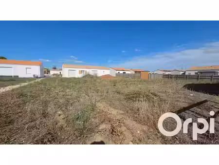 vente terrain 496 m² à le gua (17600)  66 650 €