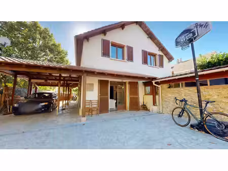 maison bois d'arcy 6 pièces 181 m2 - 647 m² de terrain