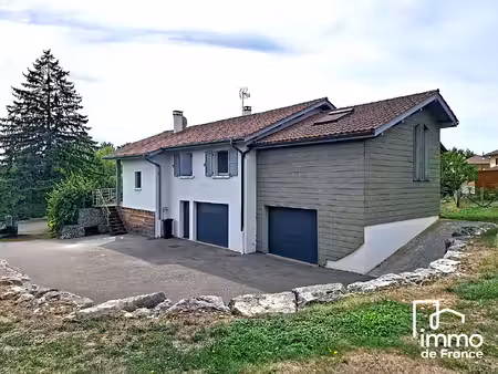 maison traditionnelle à marboz