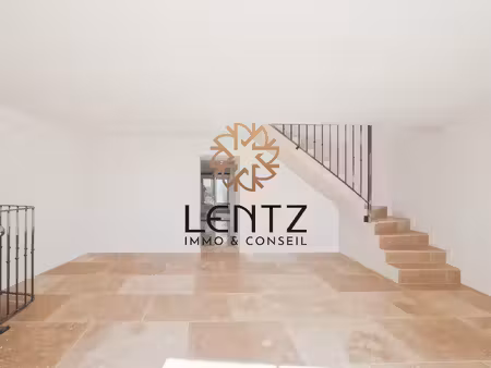 maison de village t3 rénovée avec terrasse