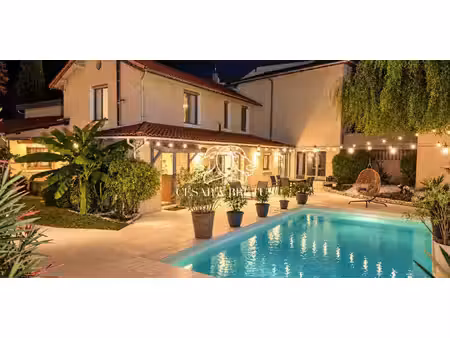 villa avec piscine et jardin civrieux-d’azergues (69)