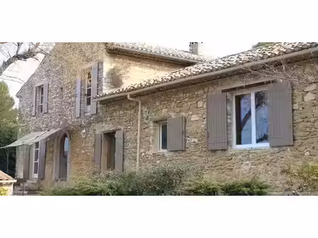 maison avec piscine et jardin maubec (84)