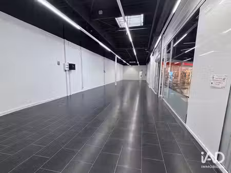 location boutique/local commercial 158 m²