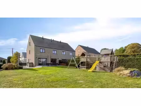 maison à vendre à binkom pour € 585.000 avec 5 chambres à coucher