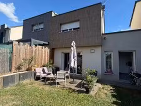 maison à vendre à coulaines – 86 m² avec jardin et garage
