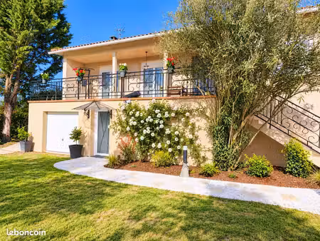 maison familiale 209m²  calme  sans vis à vis