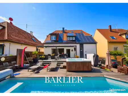 propriété 6 pièces 157 m²
