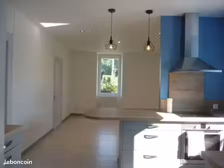 maison individuelle 3 pièces · 56 m² - montcenis 71710 · quartier les groisons
