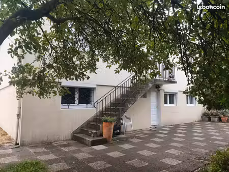beau t3 en maison avec jardin