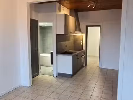 appartement entierement rénové 36 m2 devant tramway – 1 chambre