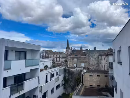 location meublée : appartement t2 – quartier mériadeck - 47m2