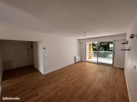 appartement t4 83m² + balcons + garage - quartier jardin des plantes / gare nord