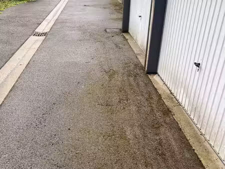 loue garage lomme bourg
