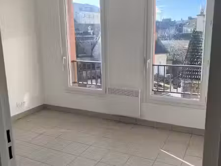 location appartement 3 pièces 54.95 m² à creil (60100)  850 €