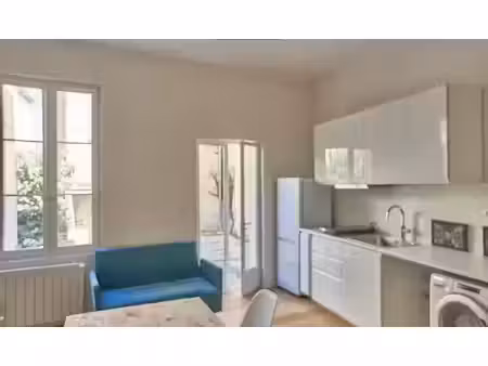 location meublée appartement 2 pièces 30 m² à bordeaux (33000)  1 090 €