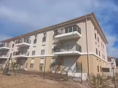 location appartement 3 pièces 69 m² à bouc-bel-air (13320)  1 192 €