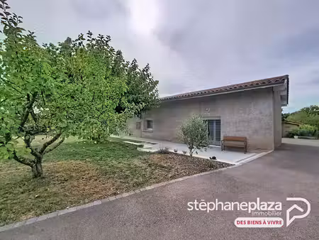maison peronnas 7 pièce(s) 115 m2