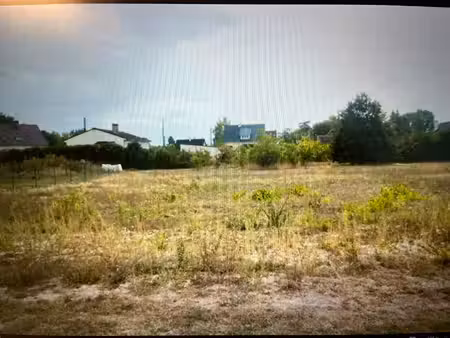 terrain villemandeur 460 m2