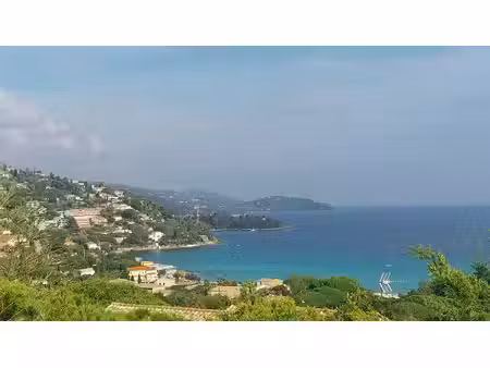 le lavandou – saint-clair | vue mer à couper le souffle : 245 m² à réinventer !