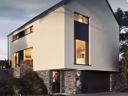 terrain de 4750m² à remicourt  idéalement situé